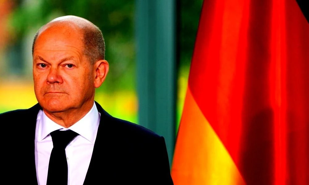 Γερμανία: Άμεσες και ταχύτατες απελάσεις εξαγγέλει ο Σολτς για τους παράτυπους μετανάστες